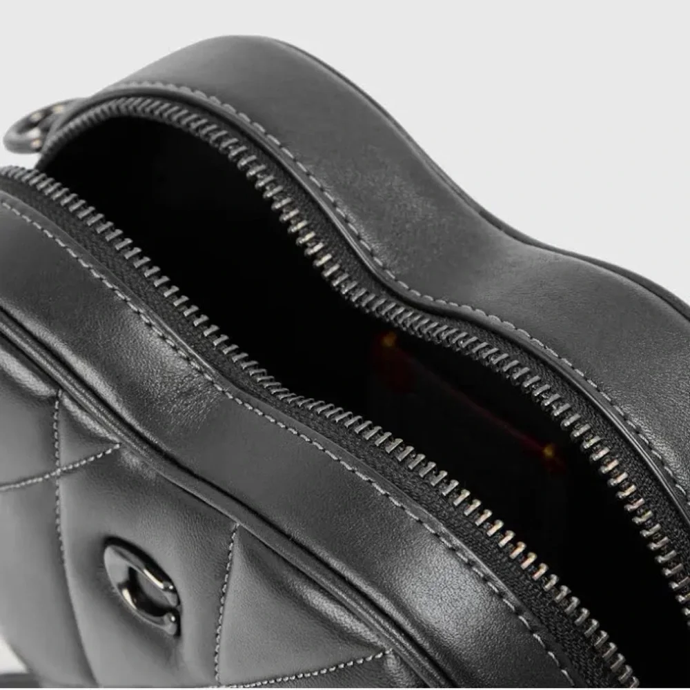 Coach Heart Crossbody Lambskin Bag - Picture 4 of 4